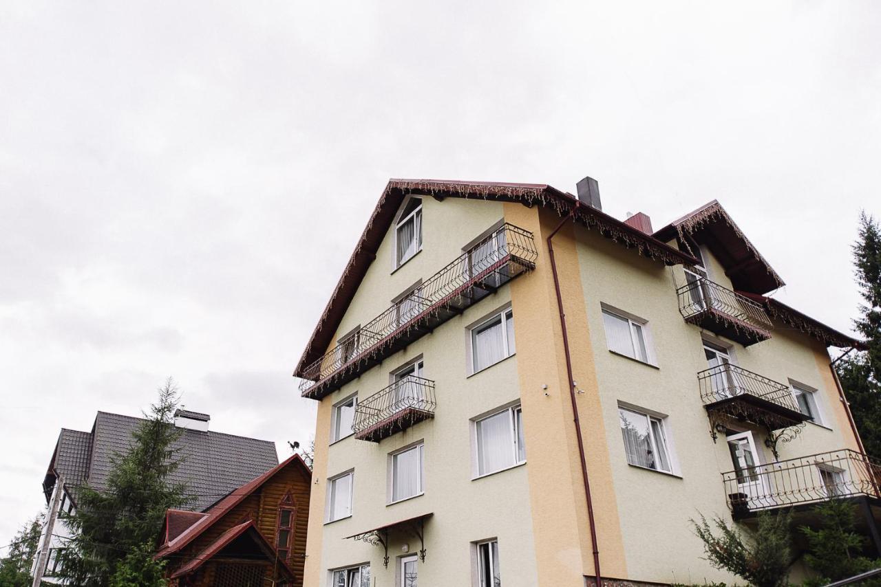 Toga Hotel Yablunytsya Exterior foto
