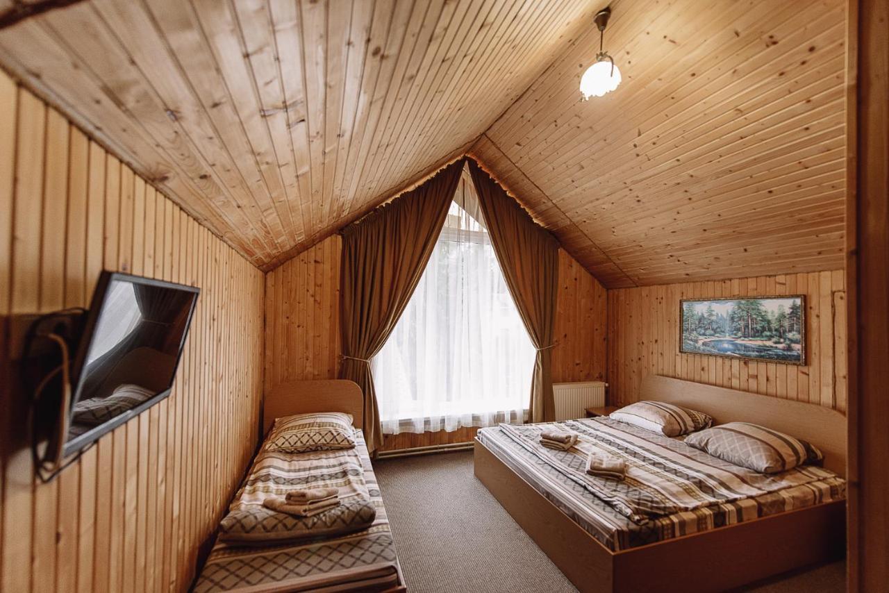 Toga Hotel Yablunytsya Exterior foto