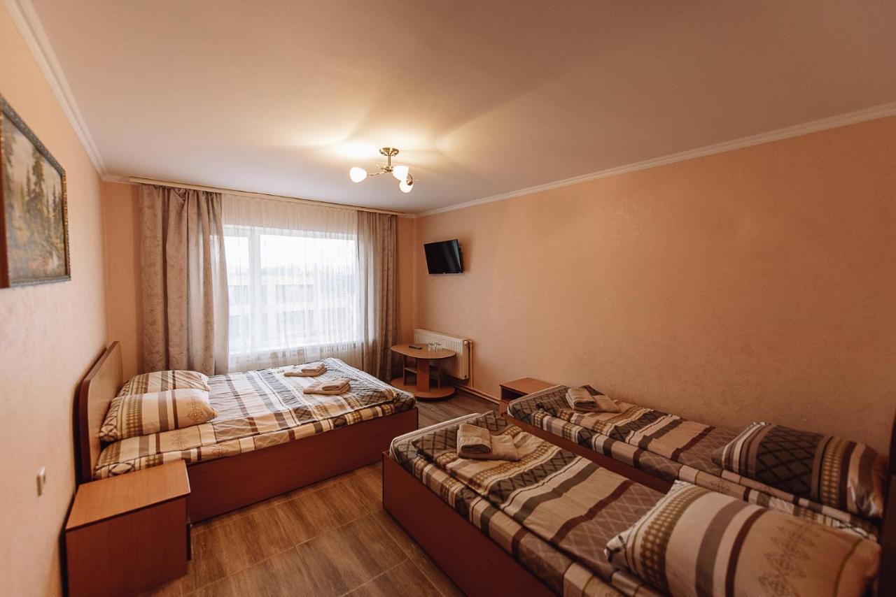 Toga Hotel Yablunytsya Exterior foto