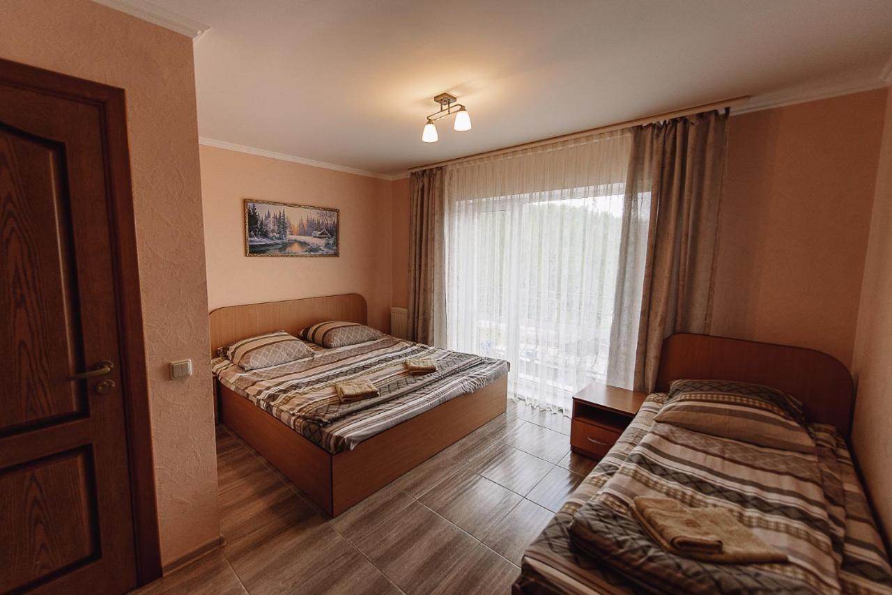 Toga Hotel Yablunytsya Exterior foto