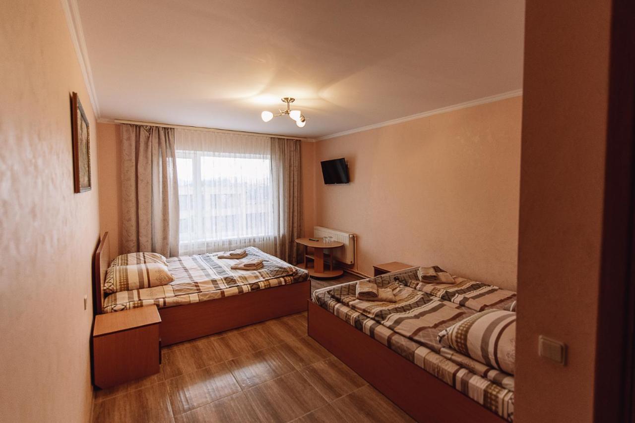 Toga Hotel Yablunytsya Exterior foto