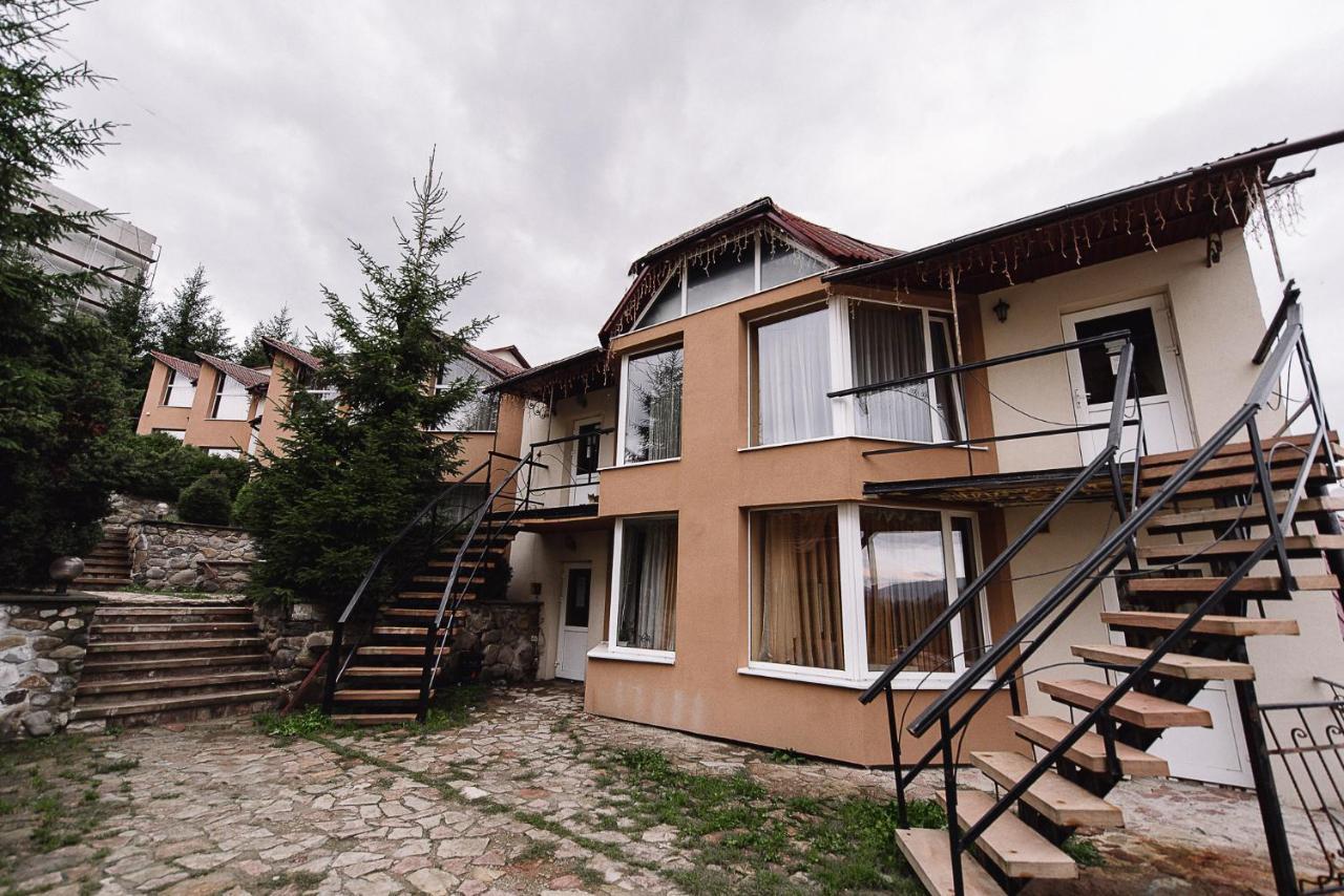 Toga Hotel Yablunytsya Exterior foto